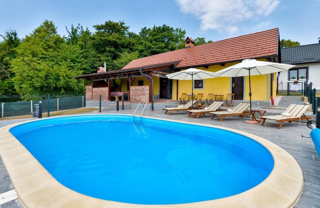 Hermosa casa en Cestica