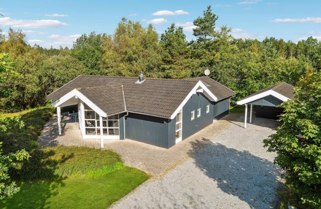 Bonita casa en Ebeltoft con sauna