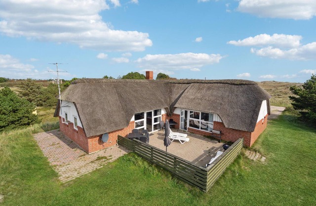 Preciosa casa en Fanø con sauna