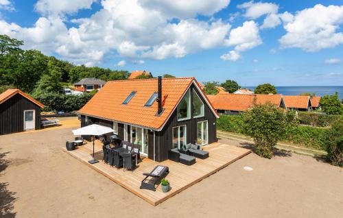Beautiful Home In Gudhjem With Wifi