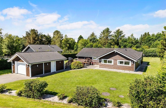 Beautiful home in Hals with sauna