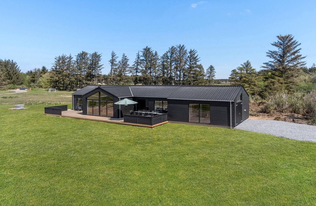 Preciosa casa en Hjørring con sauna