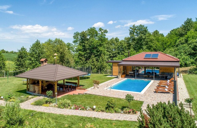 Preciosa casa en Kelemen con sauna