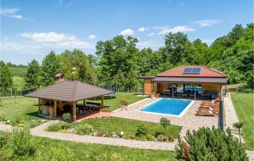 Beautiful Home In Kelemen With Sauna