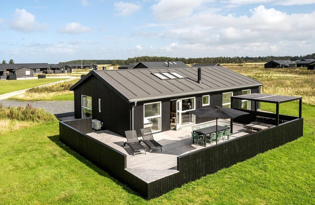 Preciosa casa en Løkken con cocina