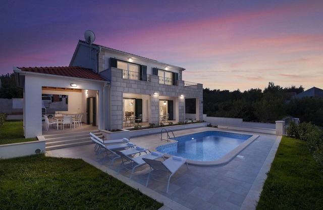 Hermosa casa en Makarac