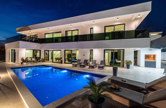 Villa Hill