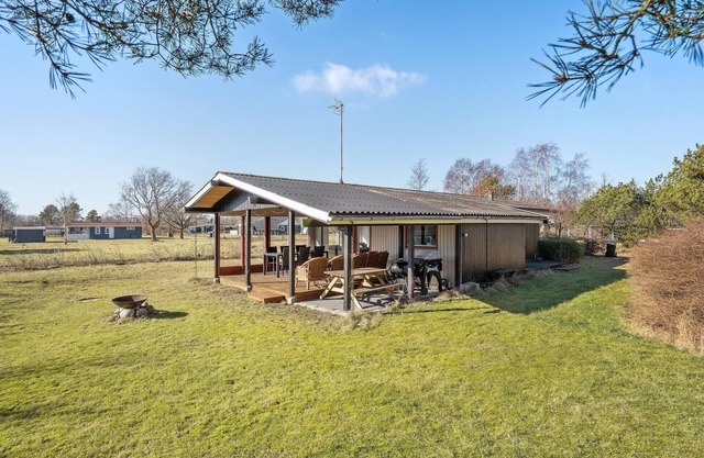 Acogedora casa en ørsted con cocina