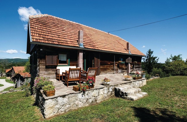 Preciosa casa en Ozalj con WiFi