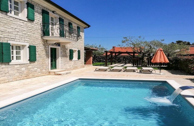 Hermosa casa en Porec