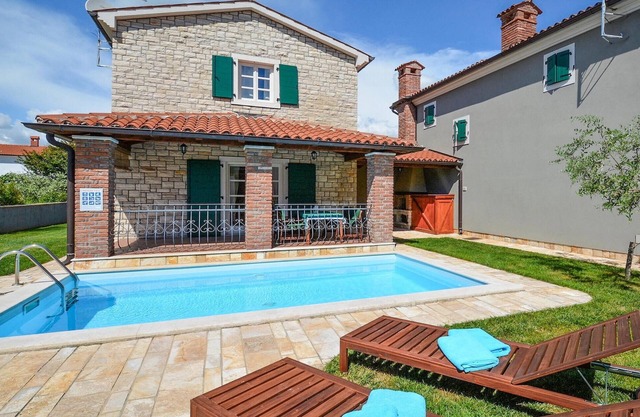Hermosa casa en Porec