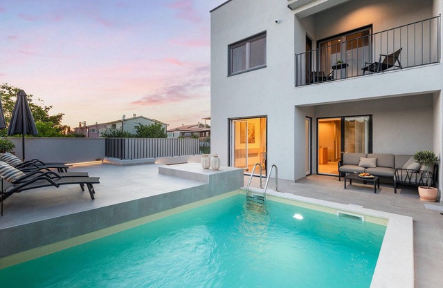 Beautiful home in Porec