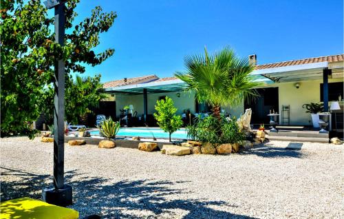 Beautiful Home In St Victor La Coste