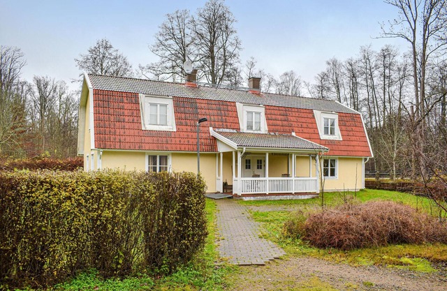 Hermosa casa en Tingsryd con sauna