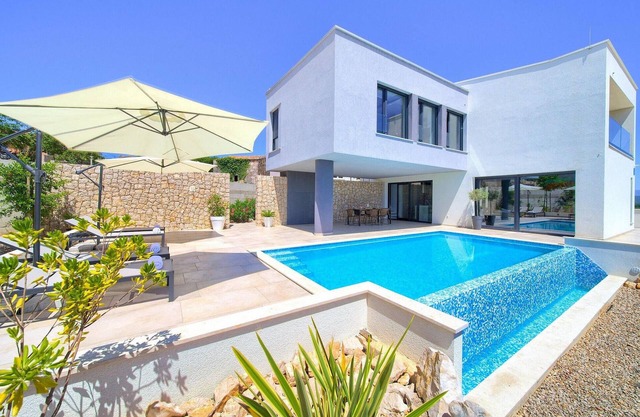 Preciosa casa en Vrh con sauna