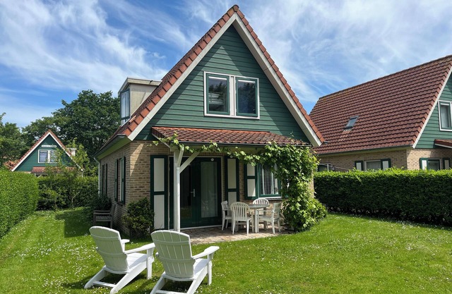 Beautiful home in Zeeland with lovely garden