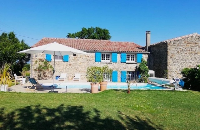 Hermosa casa en el corazón de las Menafauries