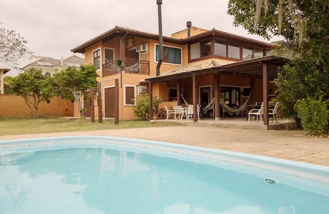 2 habitaciones, 2 baños, 1 aseo