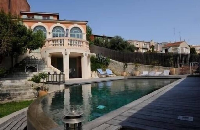 Hermosa casa entre mar y montaña con jardín y piscina en Marsella