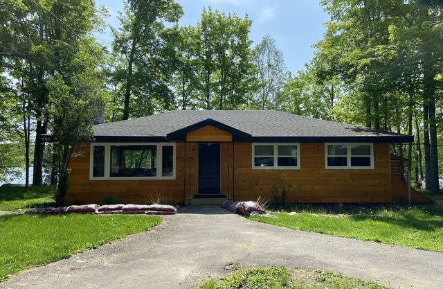 Beautiful house on Camp Lake!