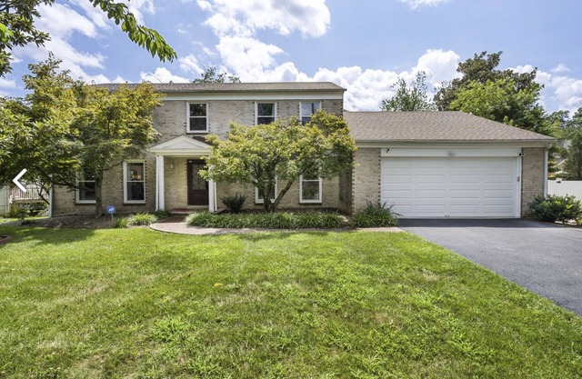 Beautiful House with private pool in the heart of Potomac