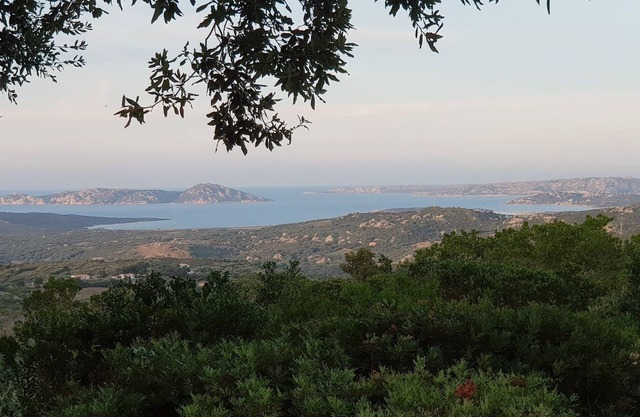 HERMOSA CASA EN 3 hectáreas de jardines con vistas al mar