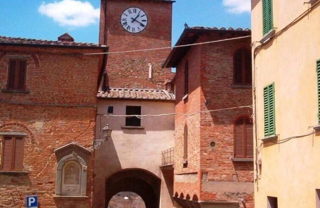 Beautiful home in a medieval village - excellent quality-price ratio