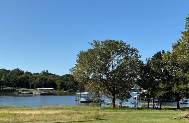Beautiful Lake Front home w/ sunroom, outdoor patio, hot tub