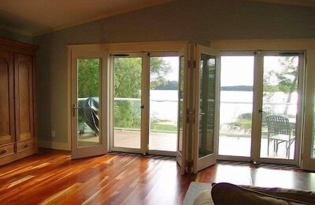 Hermosa casa frente al lago, gran vista, playa privada, muelle, balsa