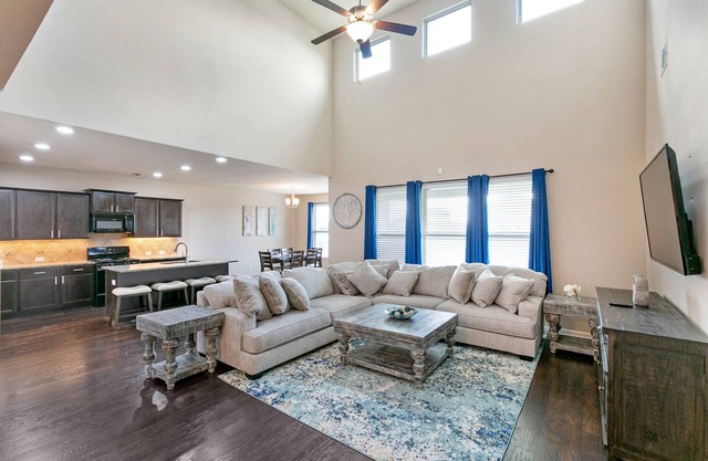 Beautiful Lakefront Home