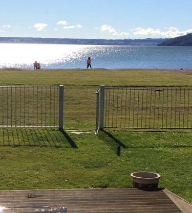 Beautiful Lakefront Location
