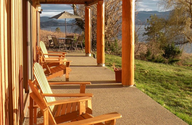 Hermoso viñedo frente al lago en el corazón de la región vinícola, suite 2BR