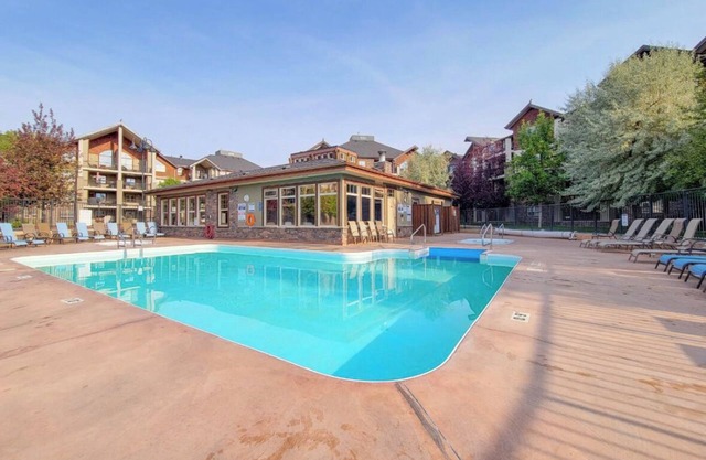 HERMOSO CONDOMINIO LAKESIDE PERFECTO PARA FAMILIAS