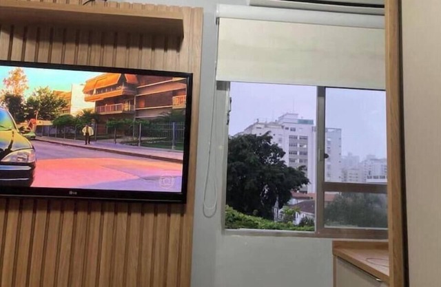 Beautiful Living Room with Garage and 400 Megas Internet