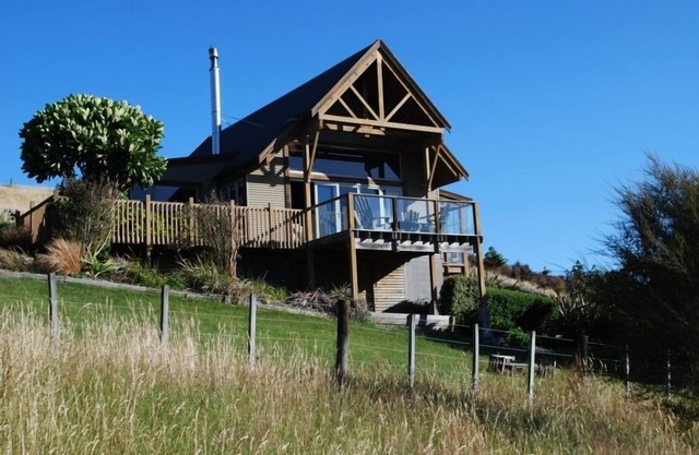 Hermosa casa de campo en el río Ruamahanga