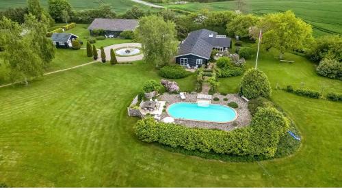 Beautiful Log House With A Pool In South Funen