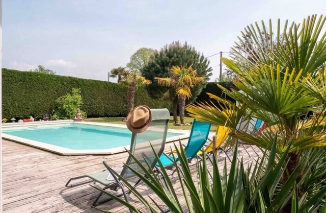 Les Salamandres Beautiful Louisiana villa sleeps 6 with pool