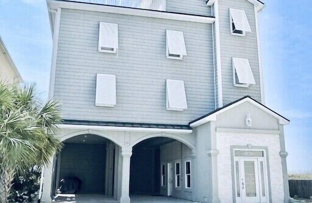 Uno de los preciosos gemelos personalizados de OIB: ¡lujo frente al mar! Pregunta por los eventos !!