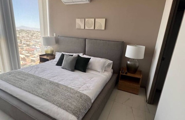 Beautiful Luxury Apartment Near Andares!