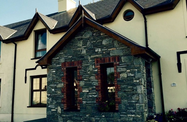 Hermosa cabaña moderna Kenmare
