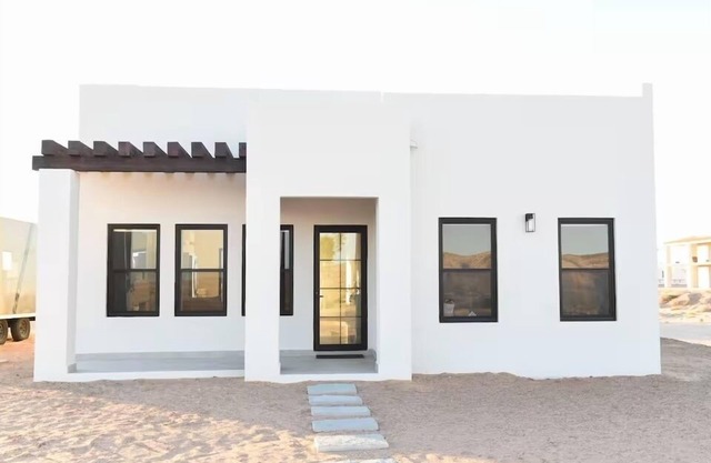 Beautiful Modern Casa Ines 2bed/2bath in Laguna Shores Luxury Beachfront Resort