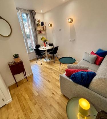 Beautiful new and comfortable studio 10min from Montmartre