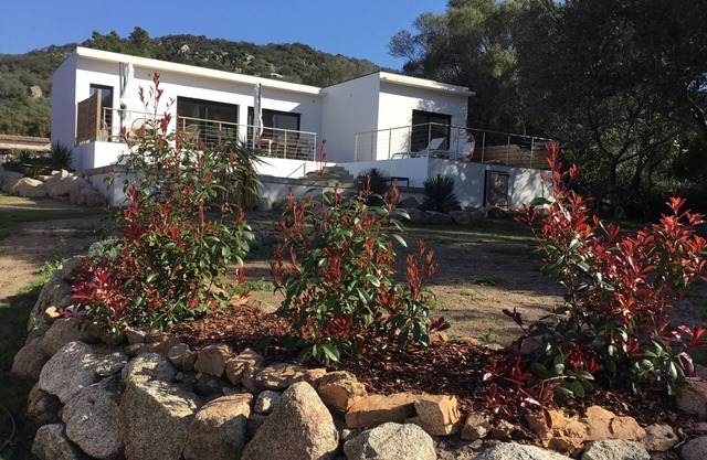 Beautiful new contemporary villa with private pool