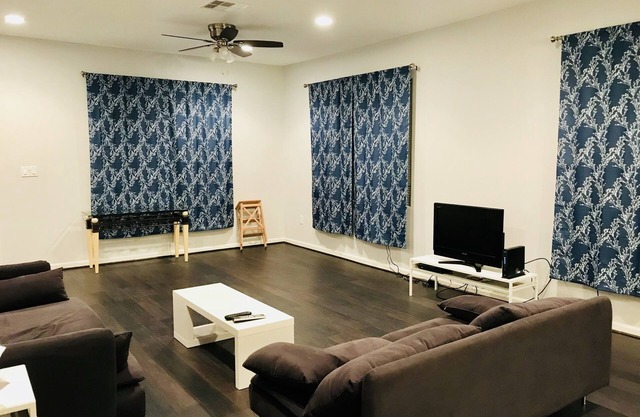 Hermosa casa nueva cerca del centro de Houston