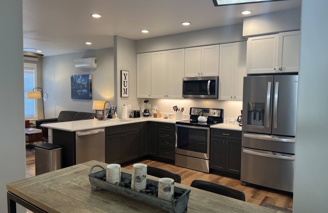 Nuevo condominio de lujo en el centro de Salida! # 0676