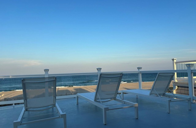 Beautiful Newer Lavallette, NJ 4 BR Oceanfront Home