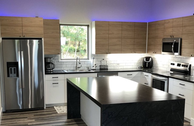 Beautiful newly built home with great view on 5 acres