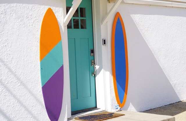 Beautiful Newly Renovated Beach Block Retreat [1305-3]