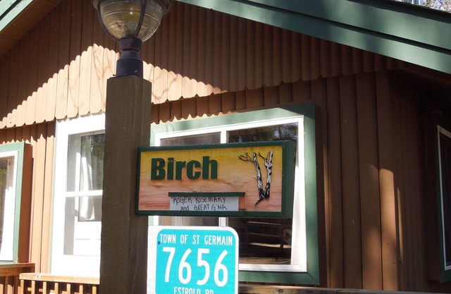 Beautiful Newly remodeled 2-bedroom unit!