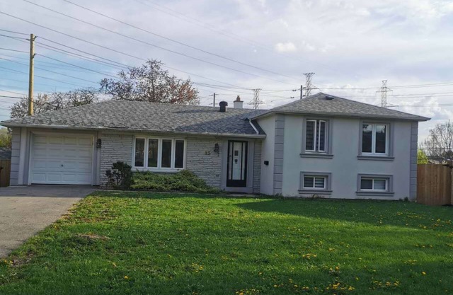Beautiful, newly renovated home with new appliance in a prime location.